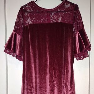 Pink Blush Maternity - 2x Velvet Lace Dress